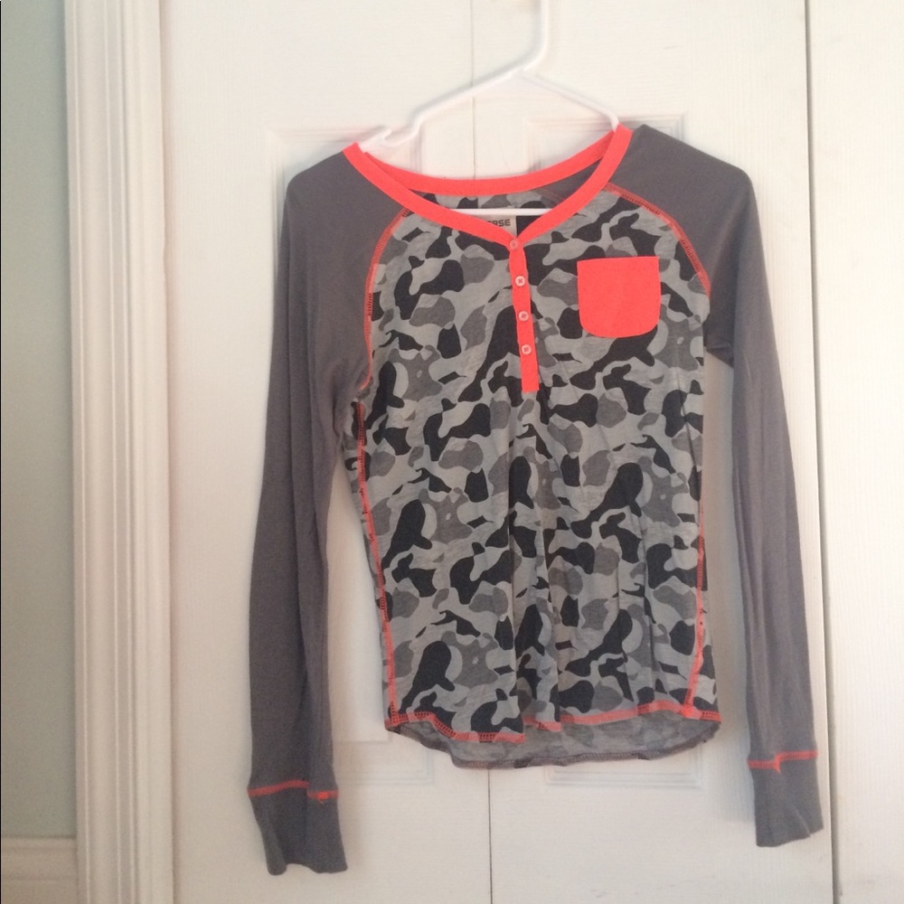 Converse long sleeved shirt